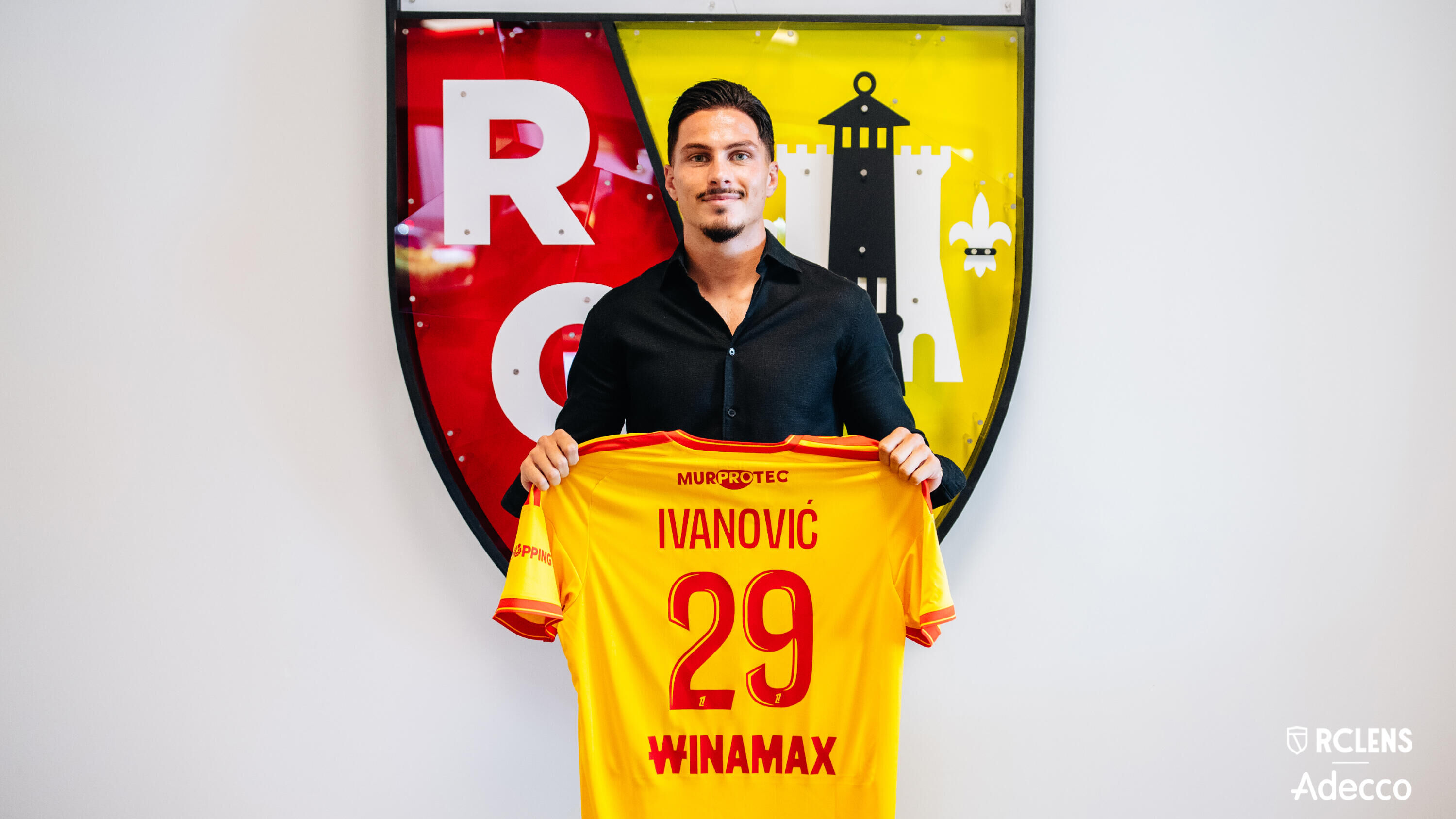 20261108_signature_ivanovic_3.jpg