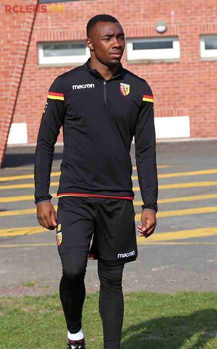 Près de 300 supporters : Thierry Ambrose Près de 300 supporters : Thierry Ambrose