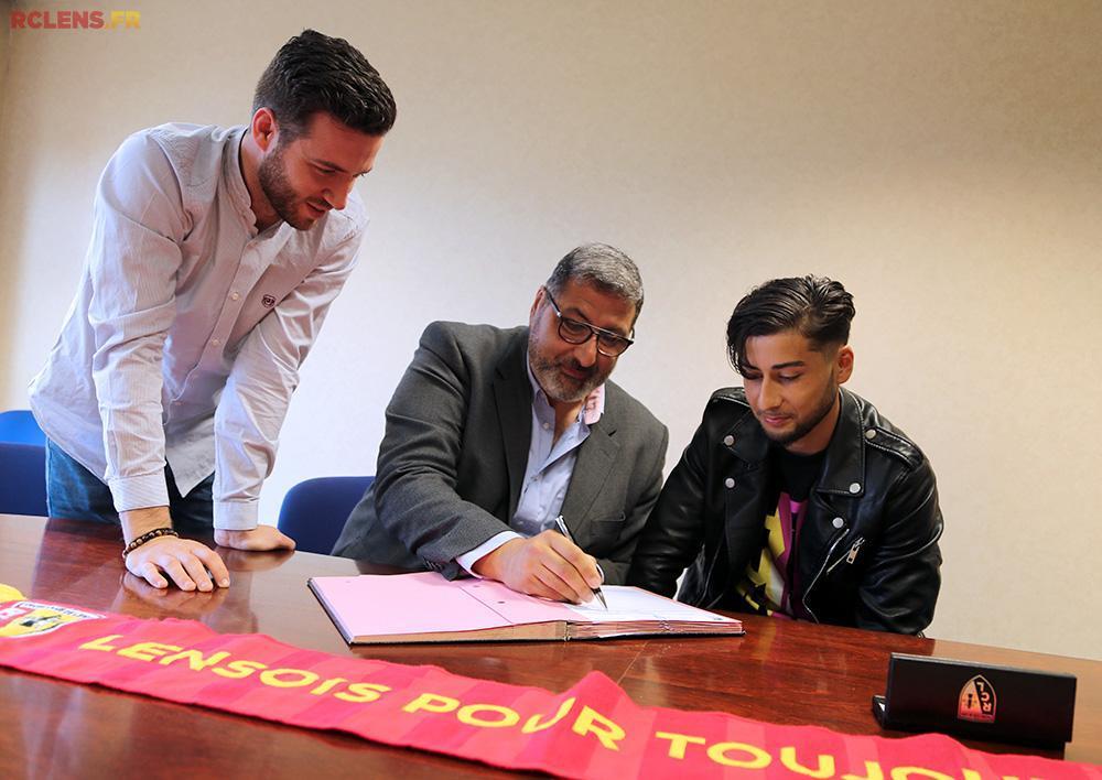 Premier contrat pro pour Adam Oudjani Premier contrat pro pour Adam Oudjani
