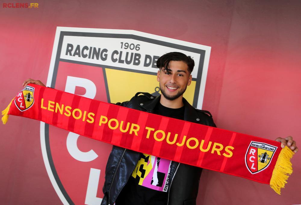 Premier contrat pro pour Adam Oudjani Premier contrat pro pour Adam Oudjani