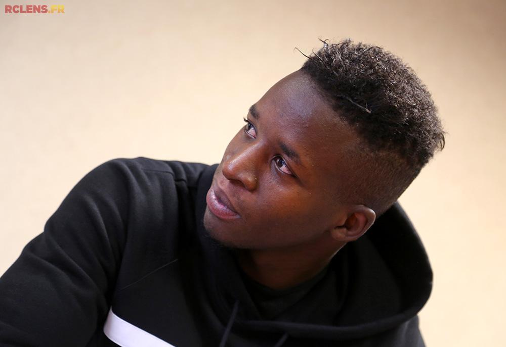 Zakaria Diallo nouveau défenseur lensois