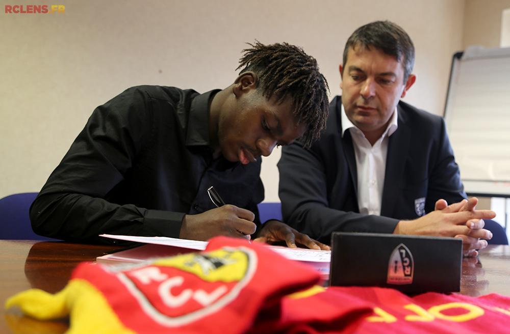 Premier contrat pro pour Brayann Pereira
