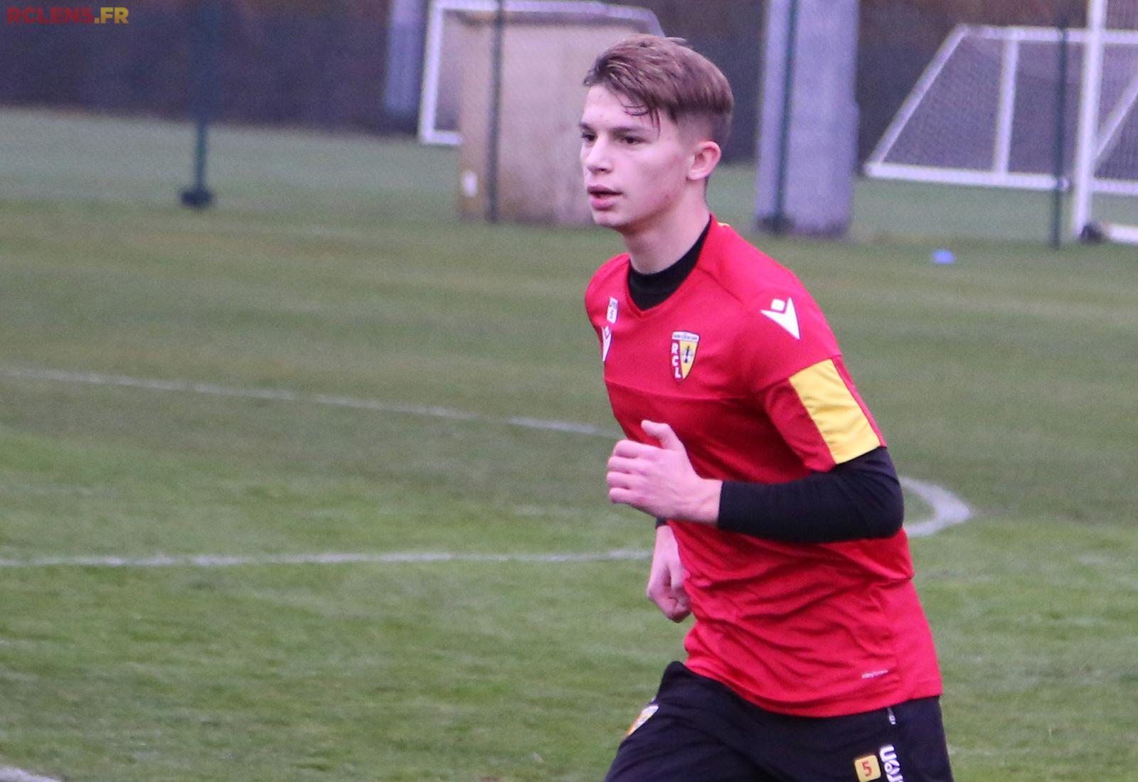 Atout jeunesse : Djouliann Dewez rclens clairefontaine Atout jeunesse : Djouliann Dewez rclens clairefontaine
