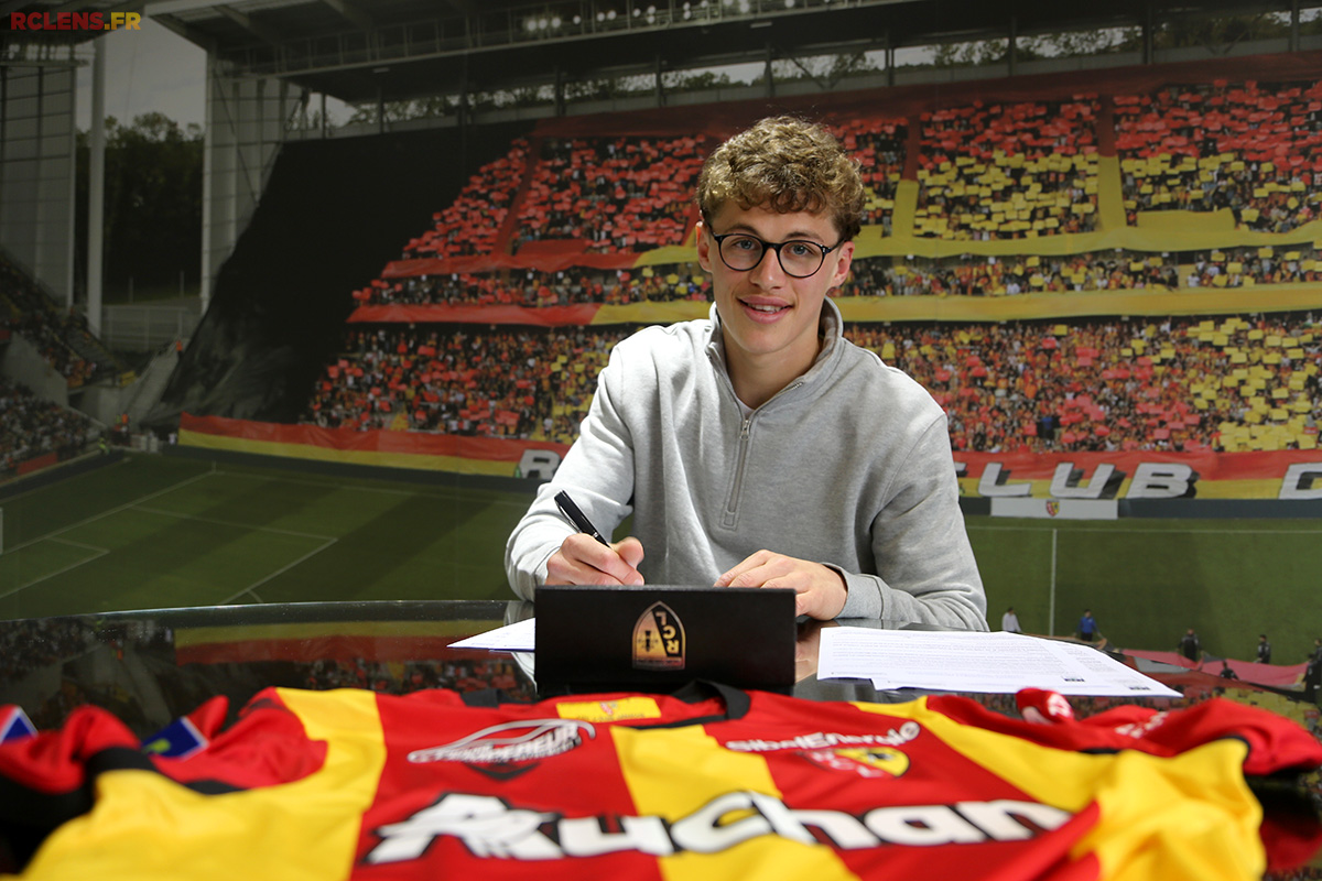 Premier contrat pro pour Adrien Louveau
