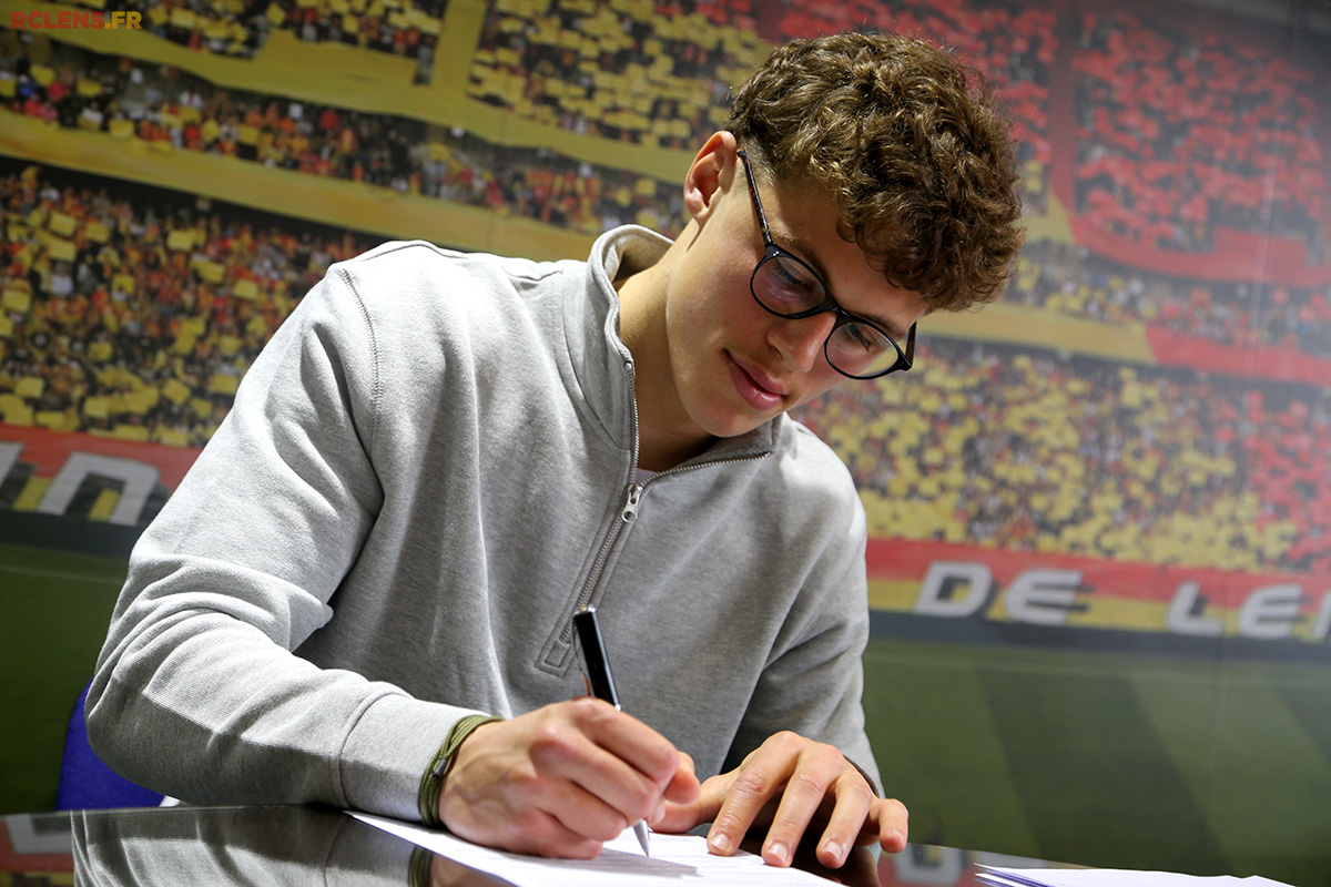 Premier contrat pro pour Adrien Louveau