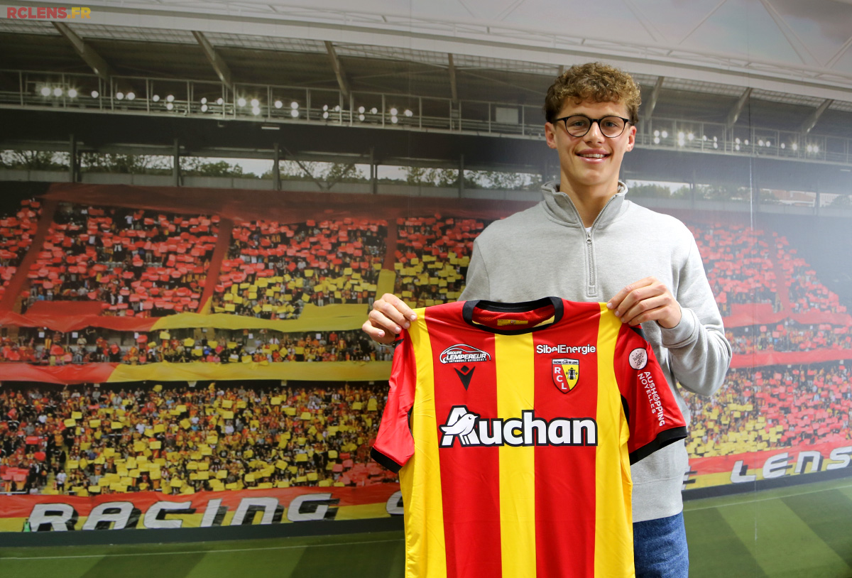 Premier contrat pro pour Adrien Louveau