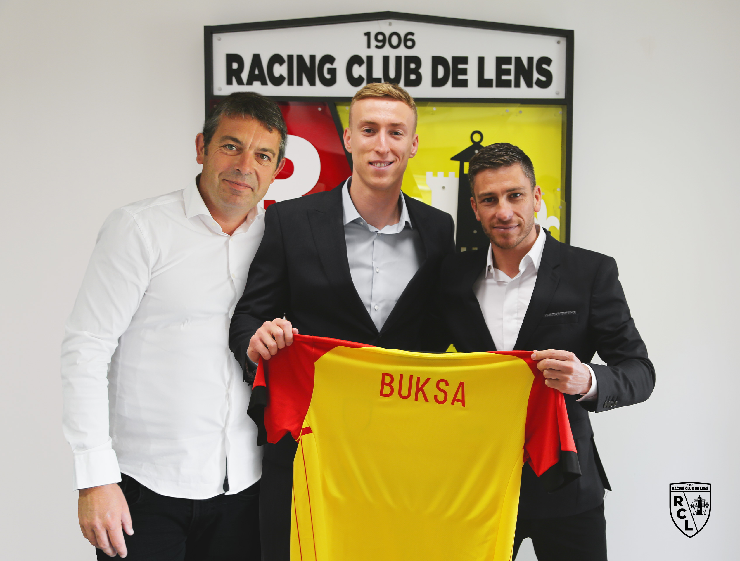 Adam Buksa, grand gabarit et buteur efficace
