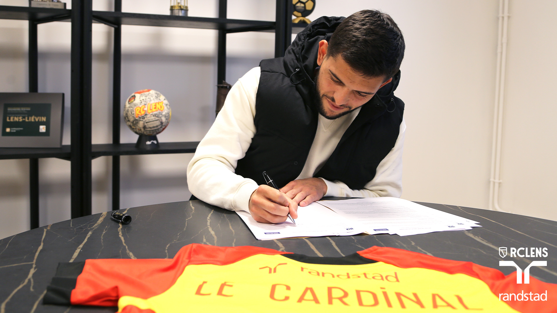 Julien Le Cardinal, nouvel atout défensif Julien Le Cardinal, nouvel atout défensif