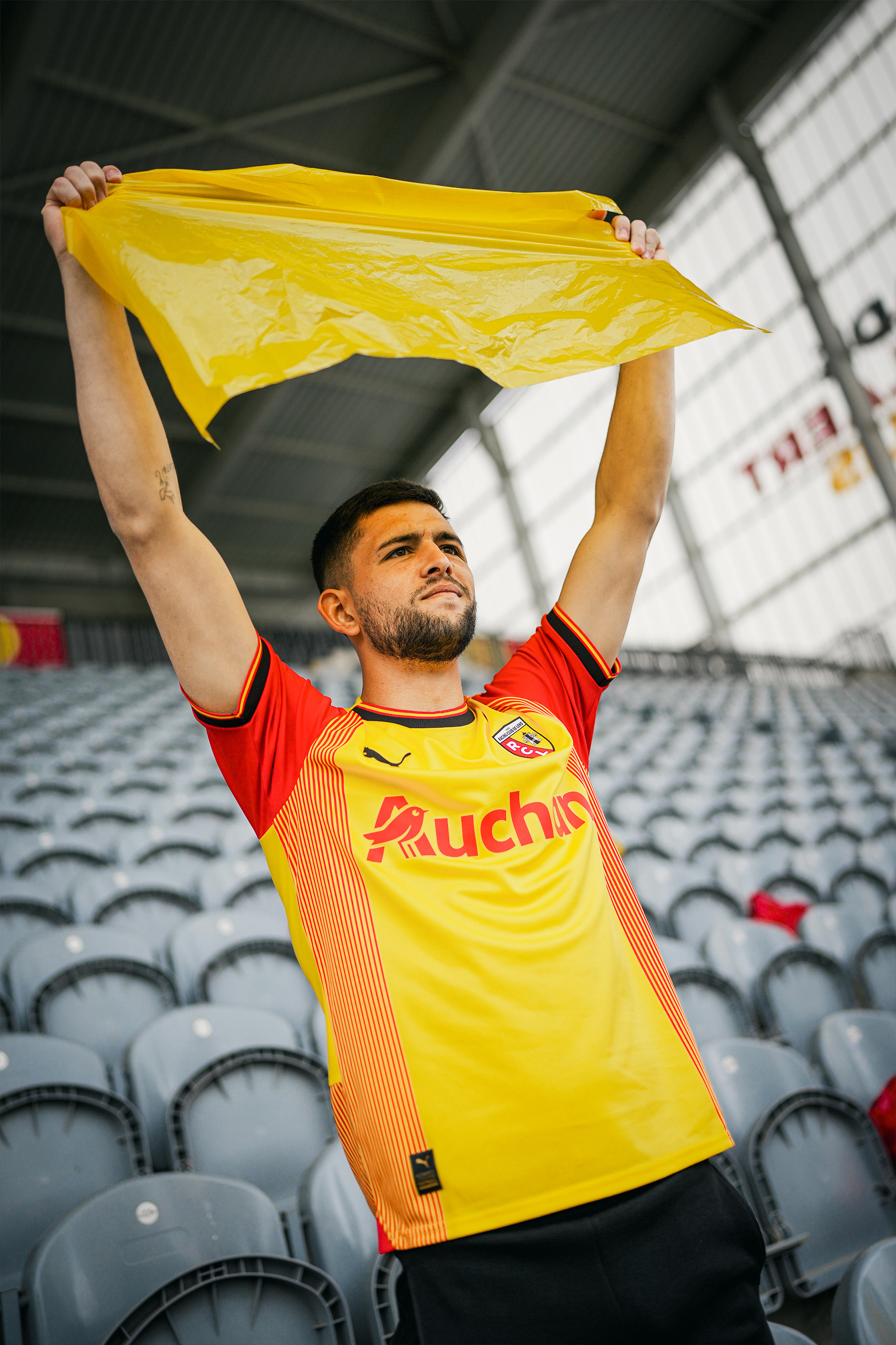 Pour l'amour de notre maillot RC Lens domicile saison 2023-2024 Pour l'amour de notre maillot RC Lens domicile saison 2023-2024