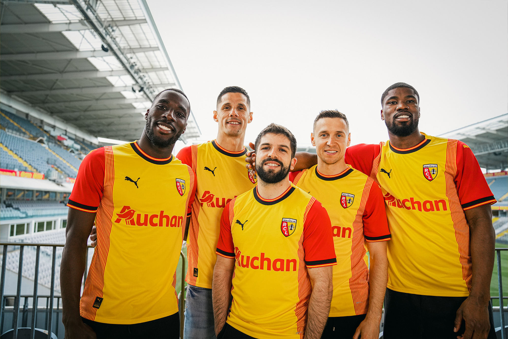 Pour l'amour de notre maillot RC Lens domicile saison 2023-2024 Pour l'amour de notre maillot RC Lens domicile saison 2023-2024