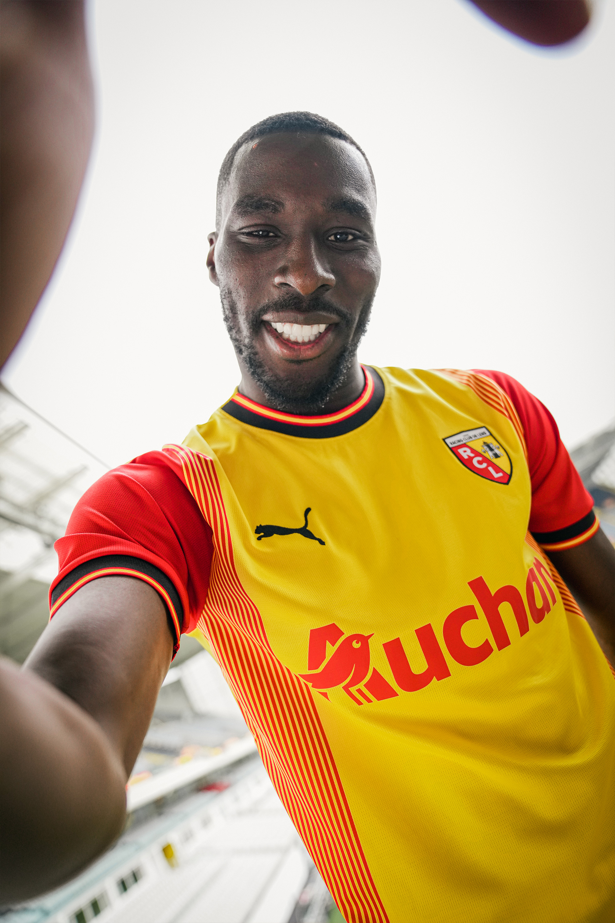 Pour l'amour de notre maillot RC Lens domicile saison 2023-2024 Pour l'amour de notre maillot RC Lens domicile saison 2023-2024