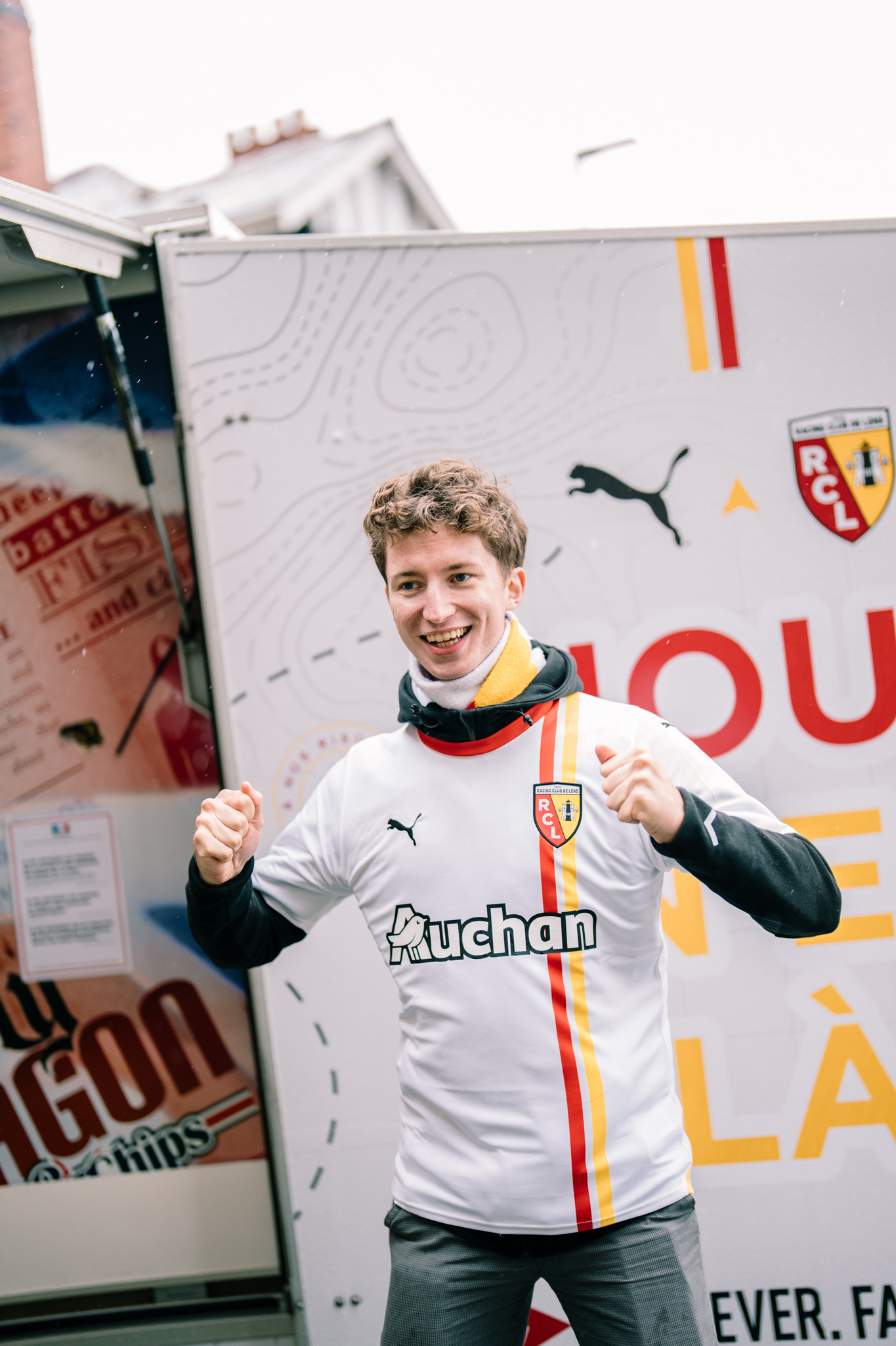 « Nous on est là » : troisième maillot du RC Lens - saison 2023/24 « Nous on est là » : troisième maillot du RC Lens - saison 2023/24