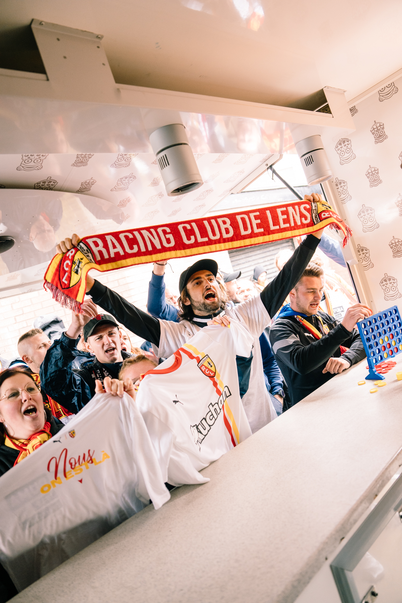 « Nous on est là » : troisième maillot du RC Lens - saison 2023/24 « Nous on est là » : troisième maillot du RC Lens - saison 2023/24