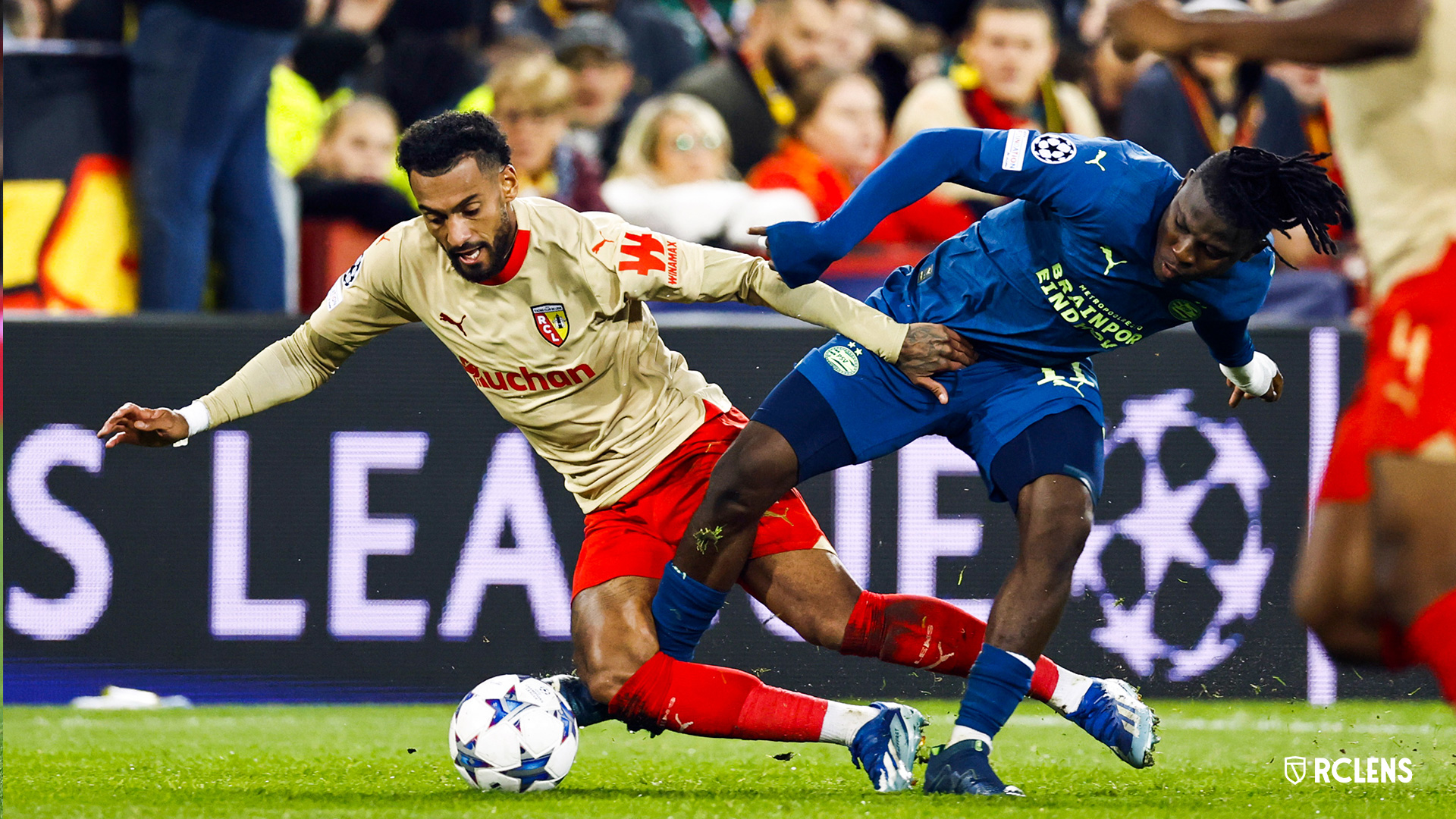 RC Lens-PSV Eindhoven : Angelo Fulgini RC Lens-PSV Eindhoven : Angelo Fulgini