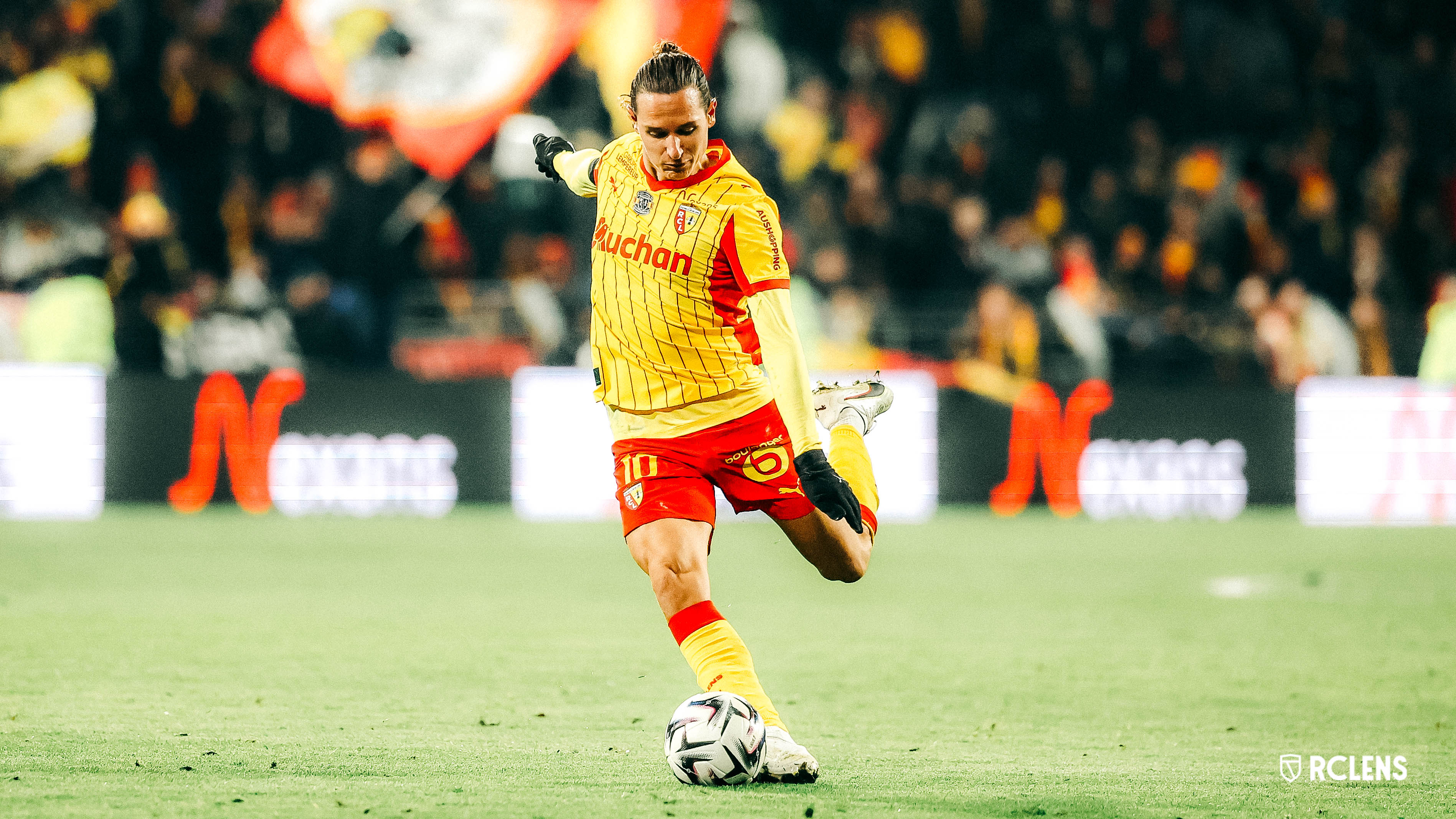 à la lampe FC Toulouse-RC Lens Florian Thauvin