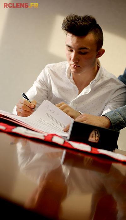 Signature de Kacper Sadlocha