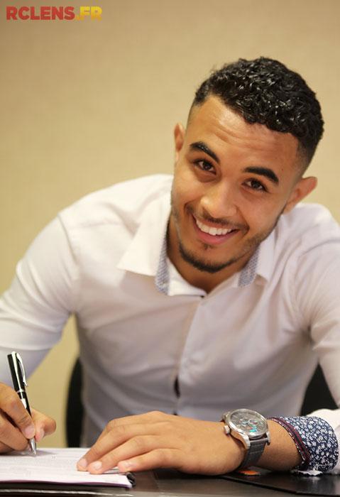 Premier contrat pro pour Bilal Bari ! Premier contrat pro pour Bilal Bari !