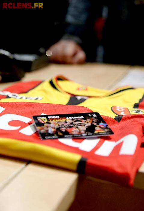 Maillots 18-19 à Emotion Foot Maillots 18-19 à Emotion Foot