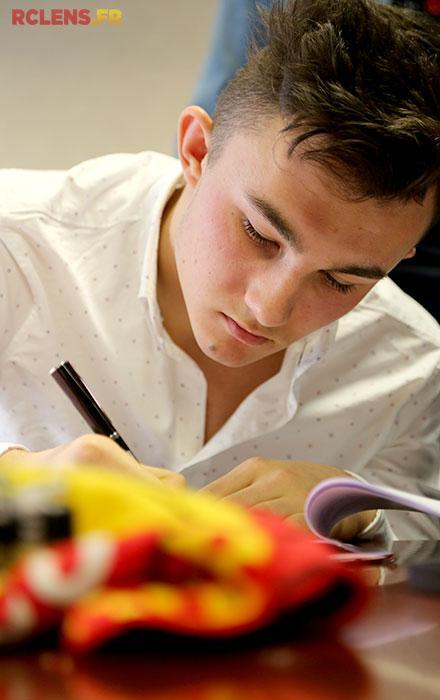 Signature de Kacper Sadlocha
