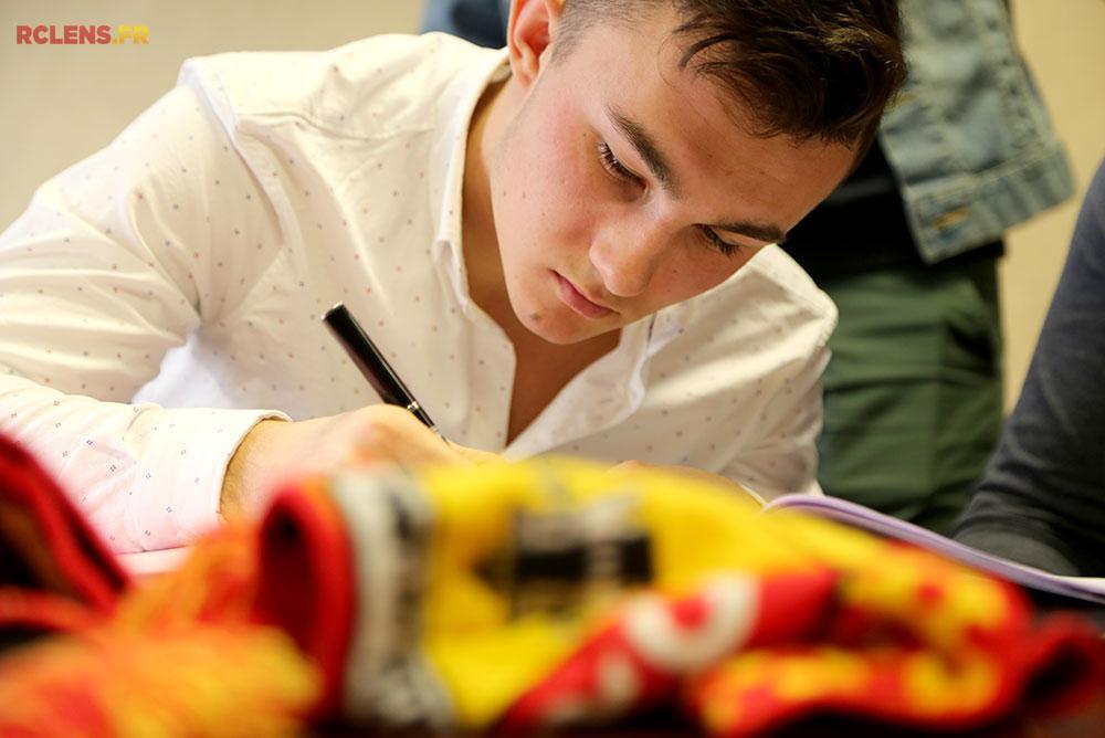Signature de Kacper Sadlocha