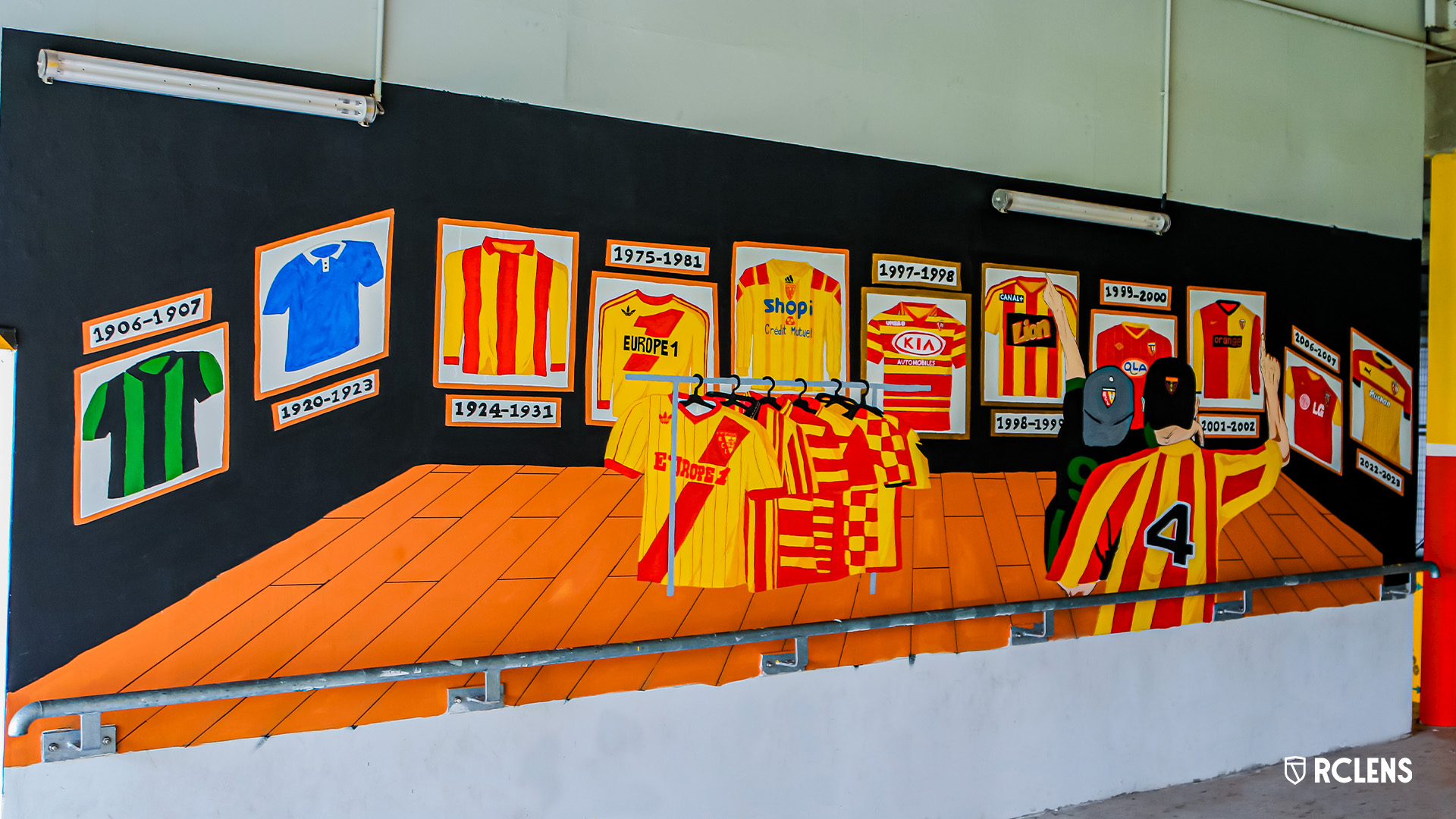 RC Lens Bollaert-Delelis Tribune Marek : tifo RC Lens-Montpellier HSC, 19/05/2024 RC Lens Bollaert-Delelis Tribune Marek : tifo RC Lens-Montpellier HSC, 19/05/2024