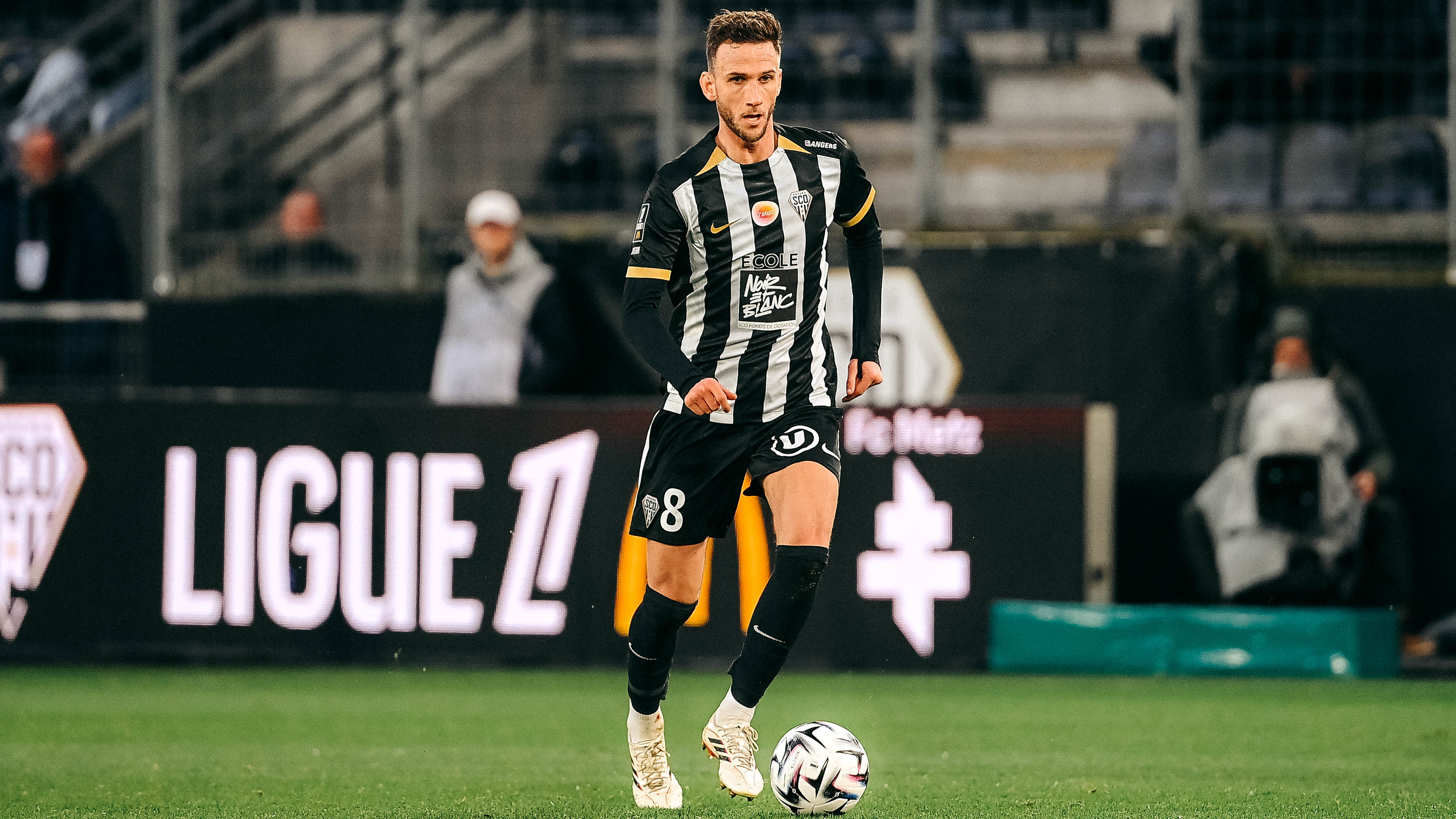 RC Lens - Angers SCO, l'avant-match : Branco Van Den Boomen