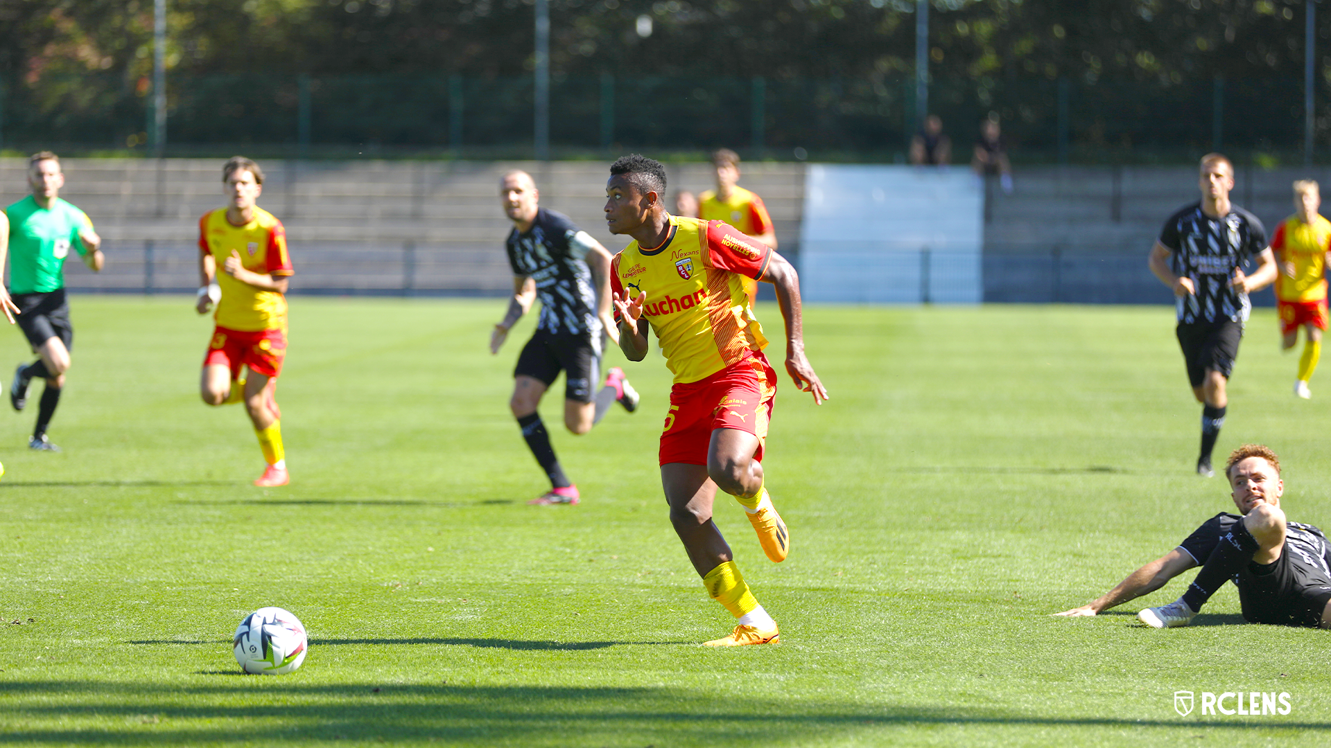 RC Lens - Royal Charleroi SC (1-1) : garder le rythme RC Lens - Royal Charleroi SC (1-1) : garder le rythme