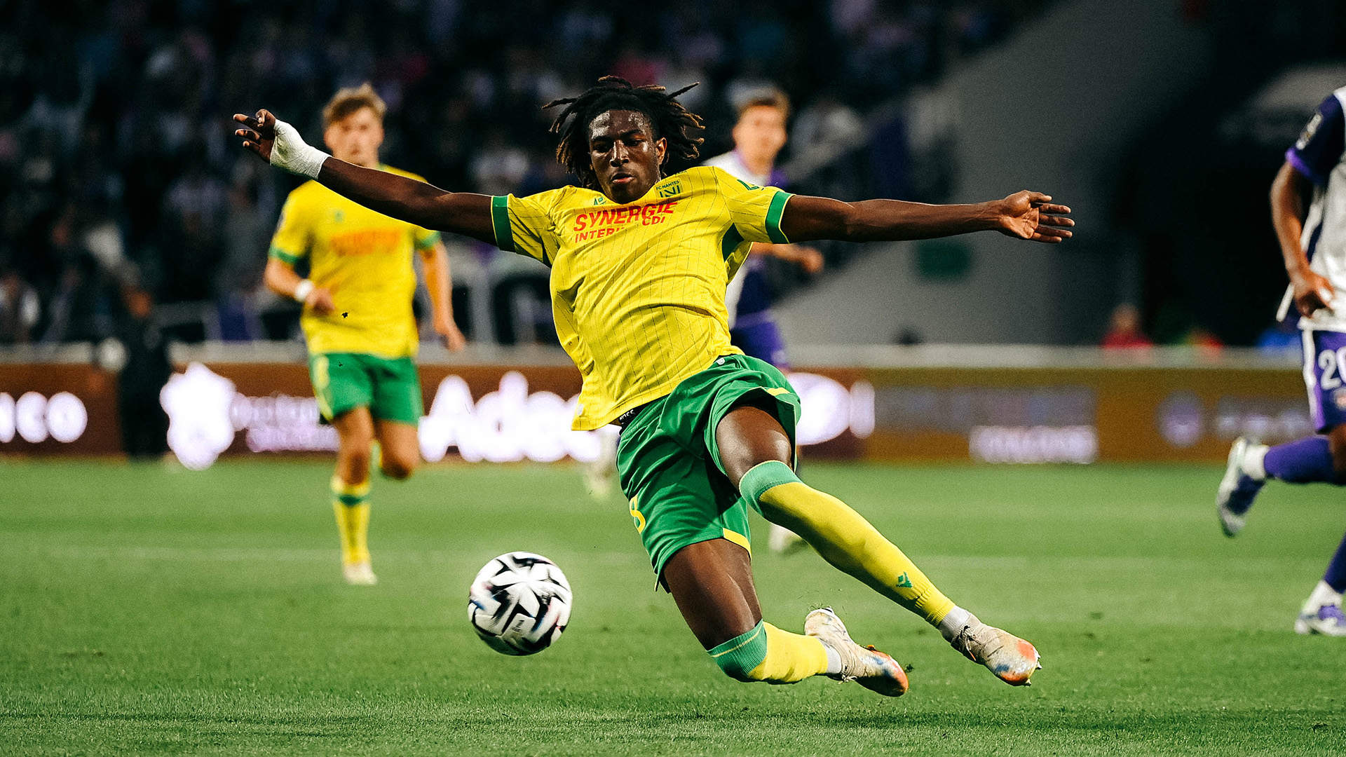 à la lampe fc nantes-rc lens tylel tati à la lampe fc nantes-rc lens tylel tati