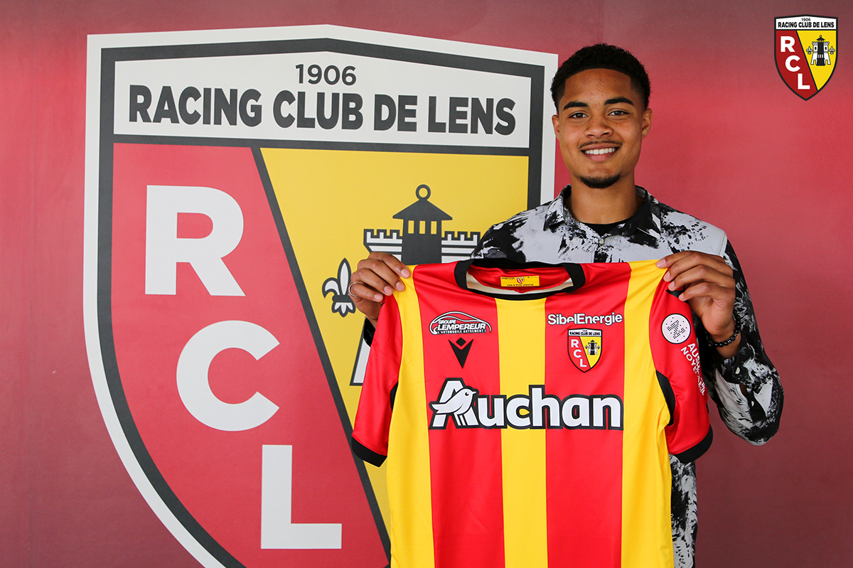 Premier contrat pro pour Jonathan Varane