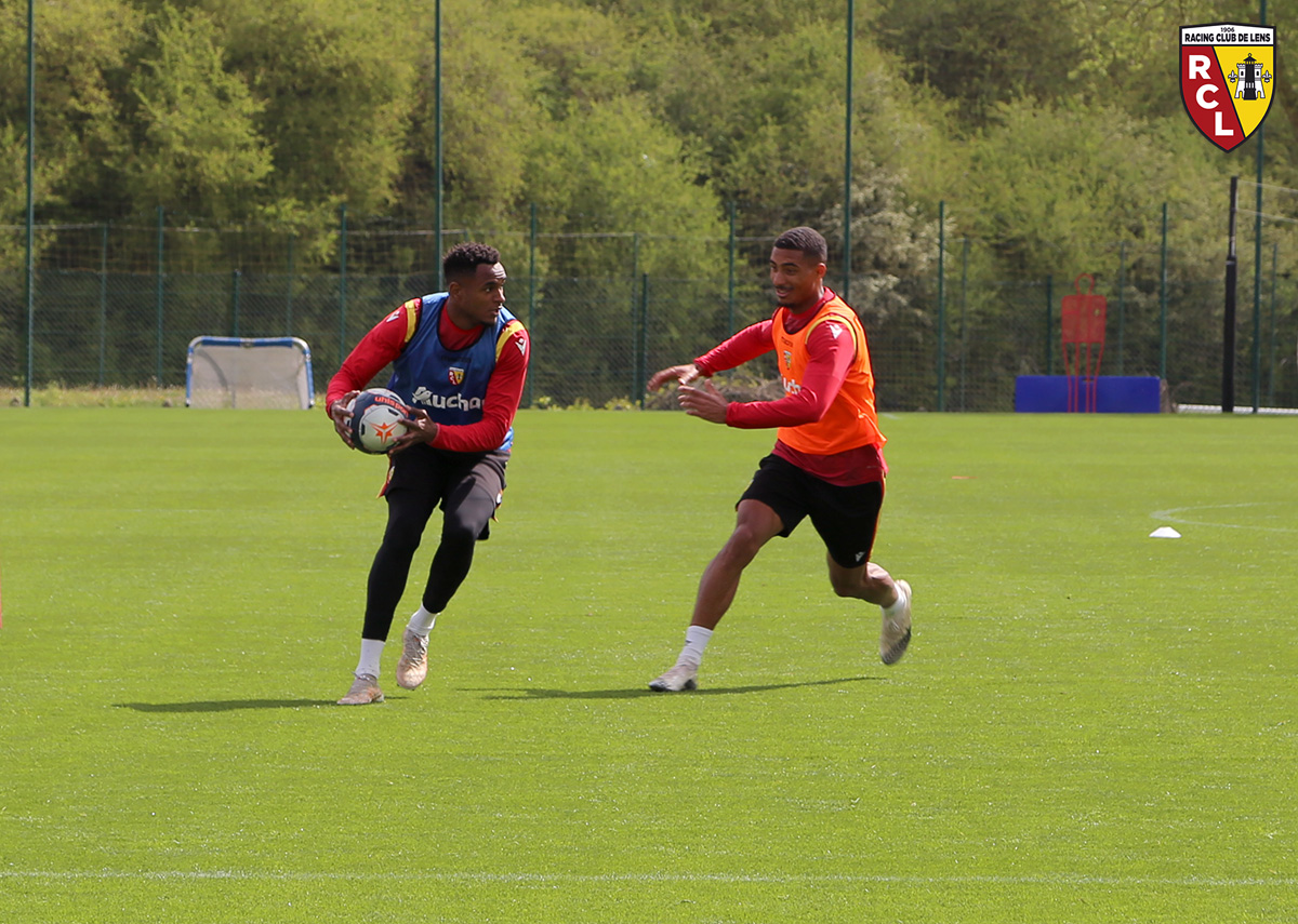 Dernier match en ligne de mire : Steven Fortes et Loïc Badé Dernier match en ligne de mire : Steven Fortes et Loïc Badé