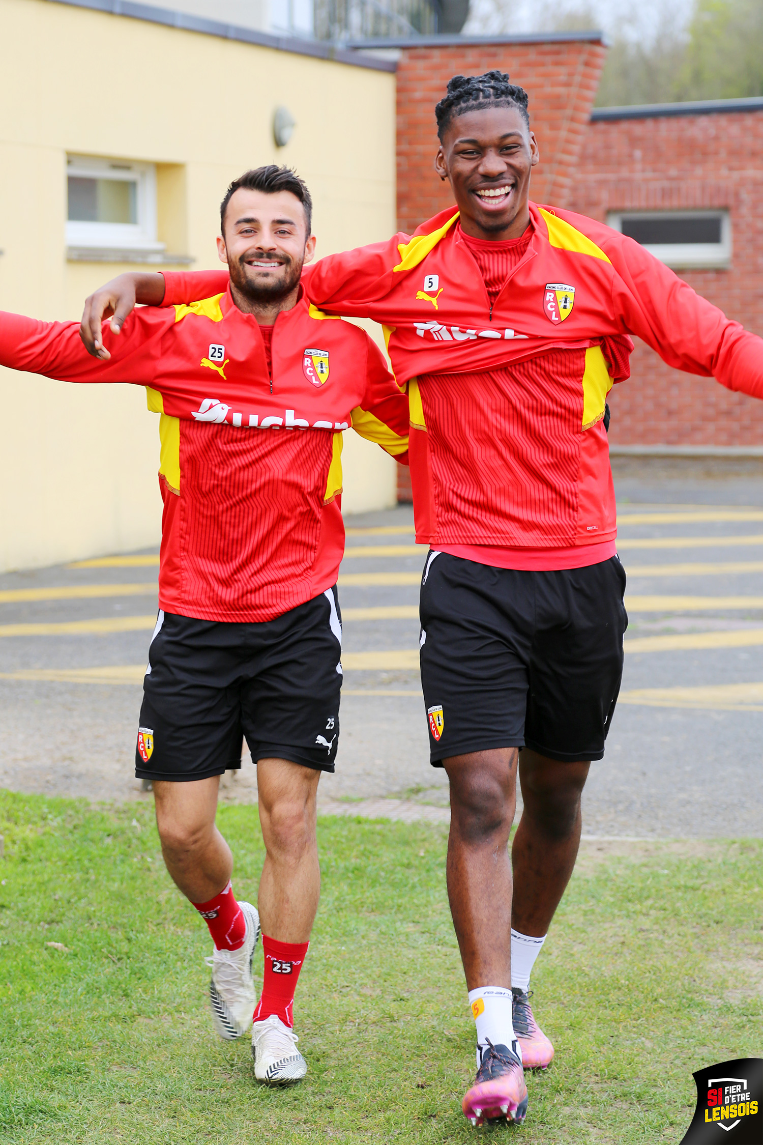 Focus sur RC Lens-OGC Nice : Corentin Jean et Christopher Wooh Focus sur RC Lens-OGC Nice : Corentin Jean et Christopher Wooh