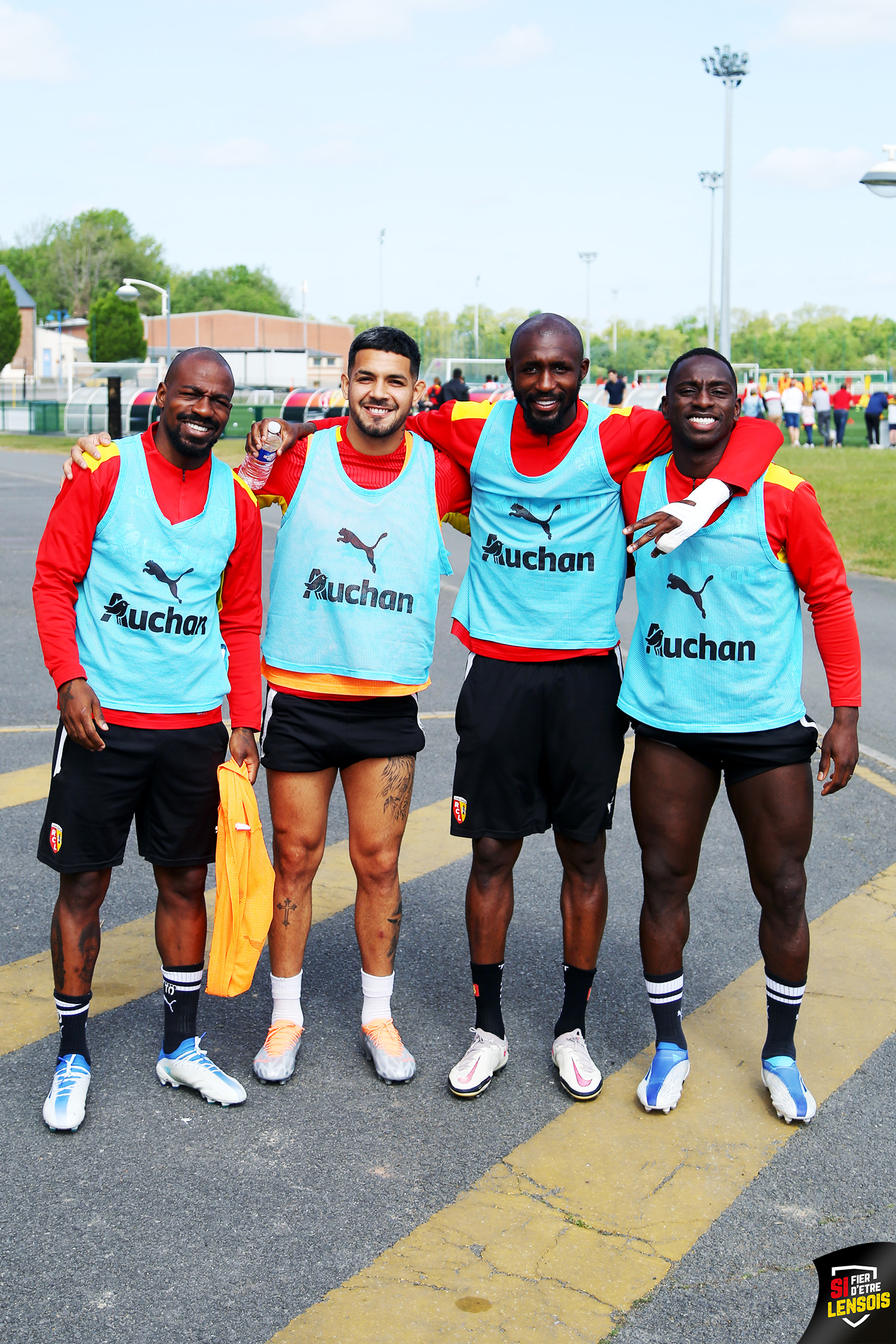 Avant le dernier déplacement de la saison : Gaël Kakuta, Facundo Medina, Seko Fofana, Deiver Machado Avant le dernier déplacement de la saison : Gaël Kakuta, Facundo Medina, Seko Fofana, Deiver Machado
