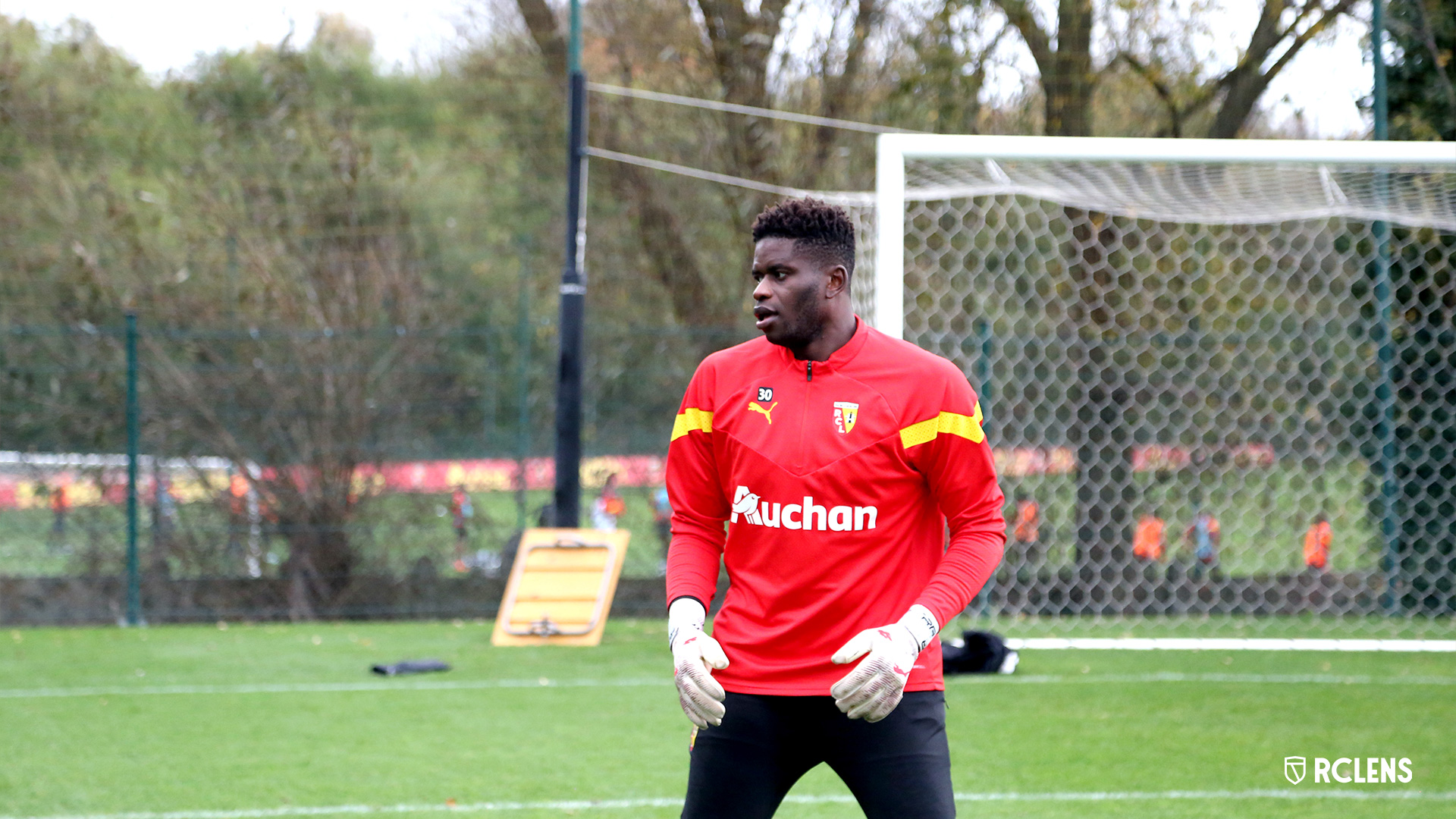 Entraînement RC Lens : Brice Samba Entraînement RC Lens : Brice Samba