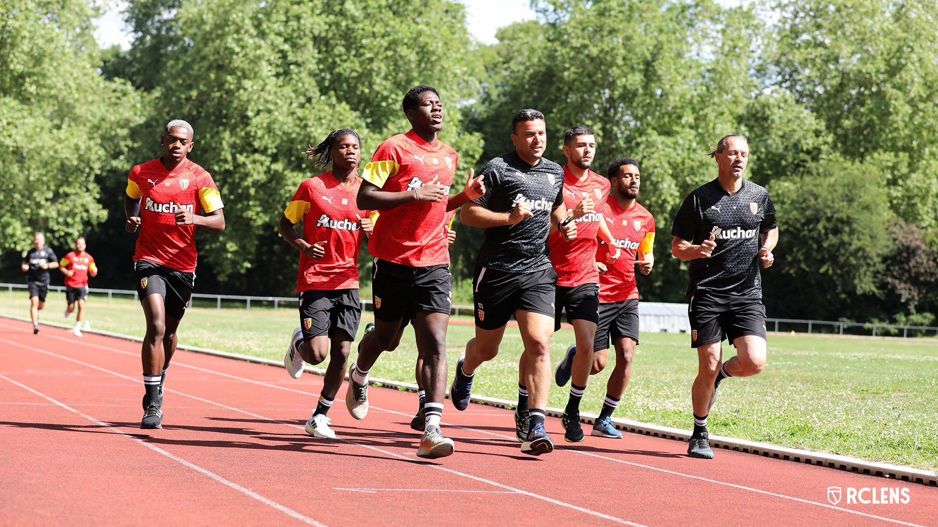 RC Lens : David Pereira da Costa, Fodé Sylla, Mamadou Camara, Aymen Djedidi, Julien Le Cardinal et Lilian Nalis RC Lens : David Pereira da Costa, Fodé Sylla, Mamadou Camara, Aymen Djedidi, Julien Le Cardinal et Lilian Nalis