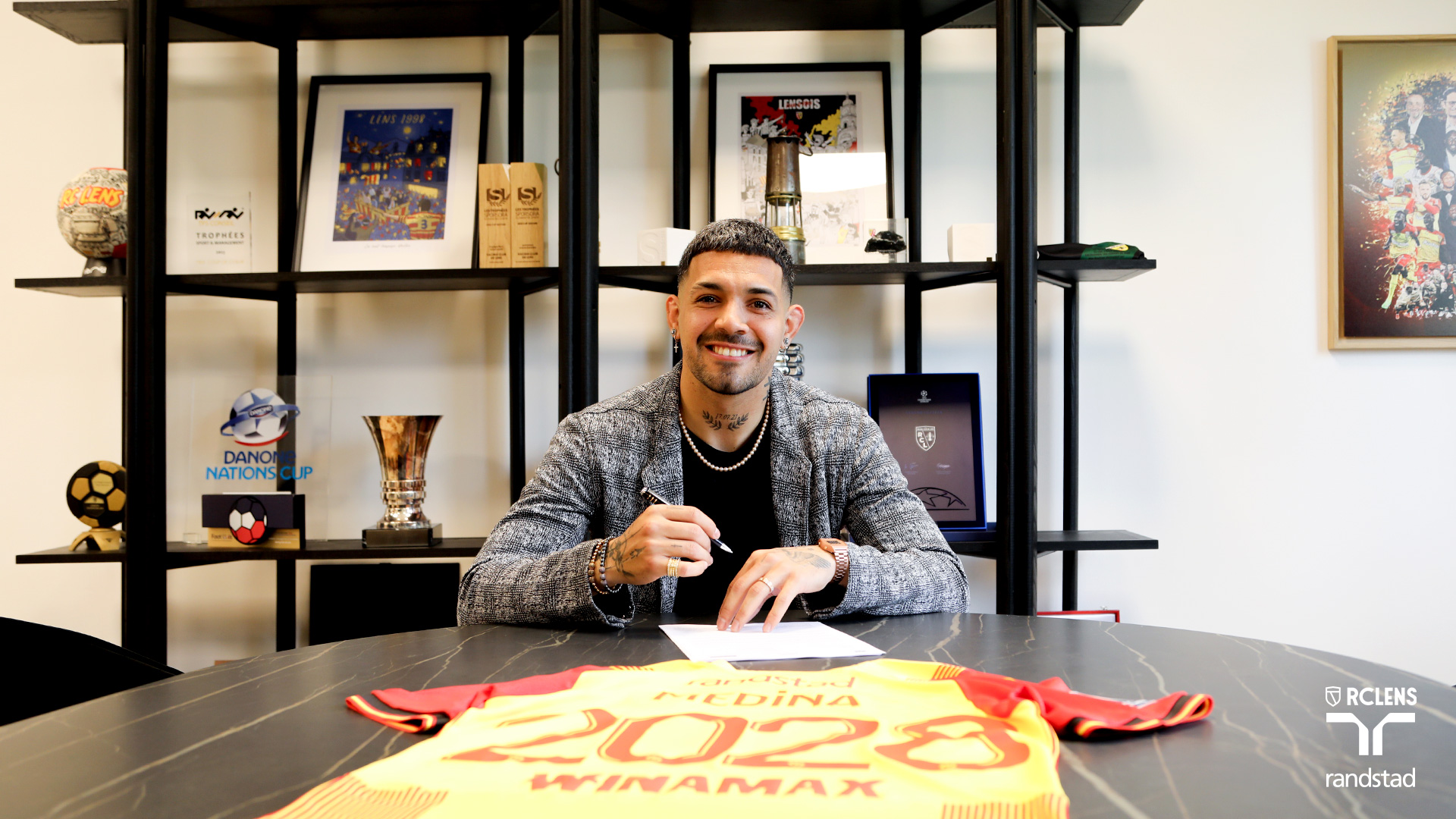 Facundo Medina, un attachement prolongé jusqu'en 2028 RC Lens
