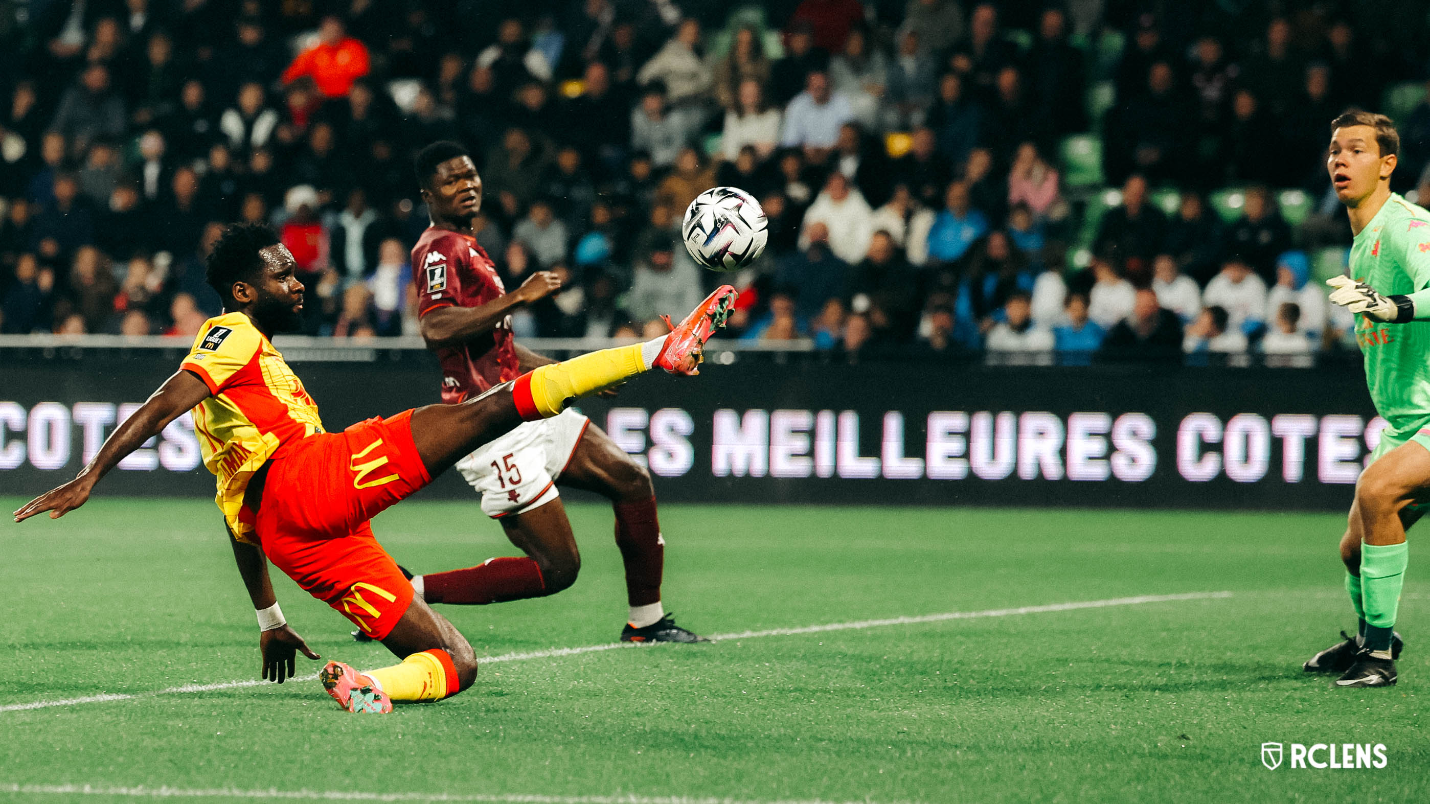 avant match RC LENS FC LORIENT à la lampe avant match RC LENS FC LORIENT à la lampe